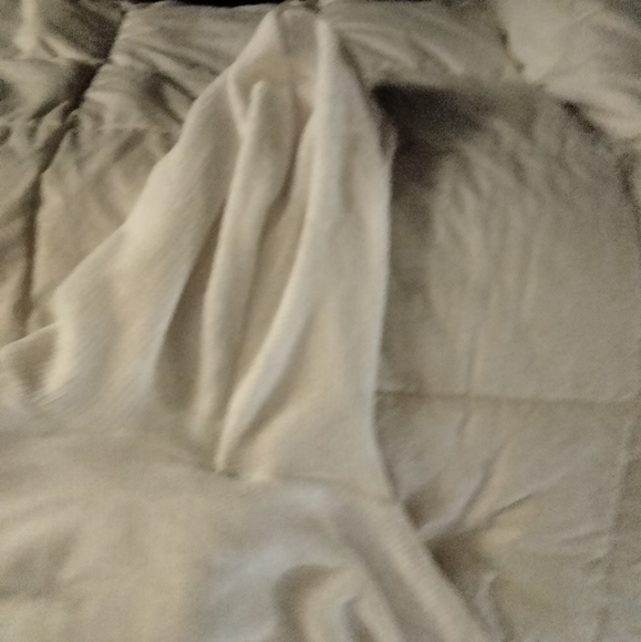 Two piece snow flake sweater and pant set size girls twelve. Beautiful vibrant. - Picture 3 of 7